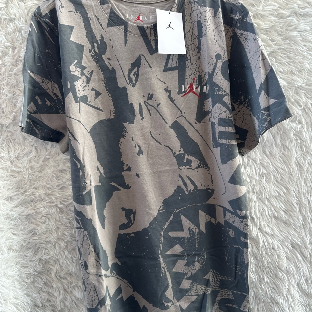 New Jordan Short Sleeve T-Shirt Front Logo